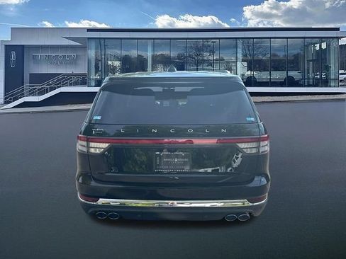 New 2026 Lincoln Aviator Reserve w/ Luxury Package RWD image 7