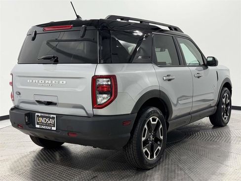 Used 2022 Ford Bronco Sport Outer Banks w/ Tech Package image 6
