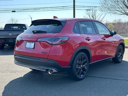Used 2025 Honda HR-V Sport image 4
