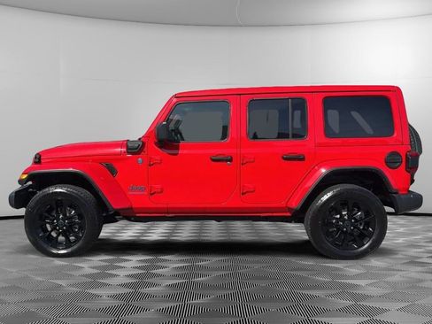 Used 2025 Jeep Wrangler Sahara w/ Safety Group image 5