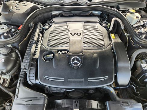 Used 2012 Mercedes-Benz E 350 4MATIC Sedan image 33
