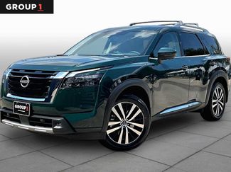 Certified 2025 Nissan Pathfinder Platinum w/ Cargo Package FWD video 1