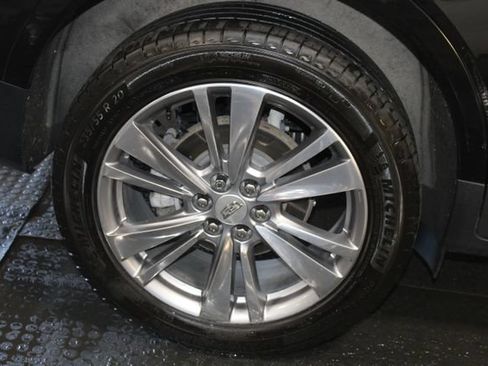 Certified 2024 Cadillac XT5 Premium Luxury w/ Technology Package AWD/4WD image 36