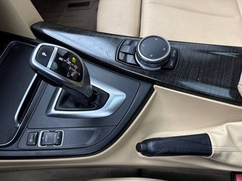 Used 2016 BMW 328i Sedan RWD image 29