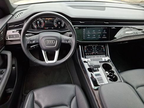 Used 2023 Audi Q8 Premium Plus w/ Premium Plus Package AWD/4WD image 11