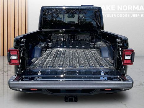 New 2026 Jeep Gladiator Mojave image 25
