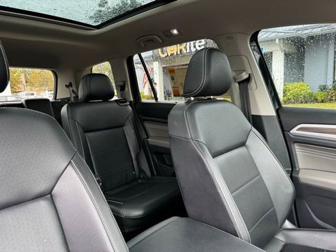Used 2022 Volkswagen Atlas SEL AWD/4WD image 12