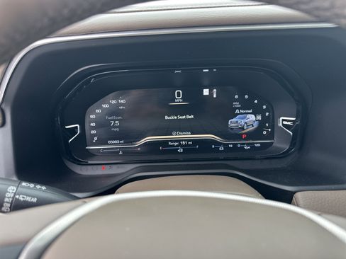 Used 2022 GMC Yukon XL Denali w/ Denali Ultimate Package image 32