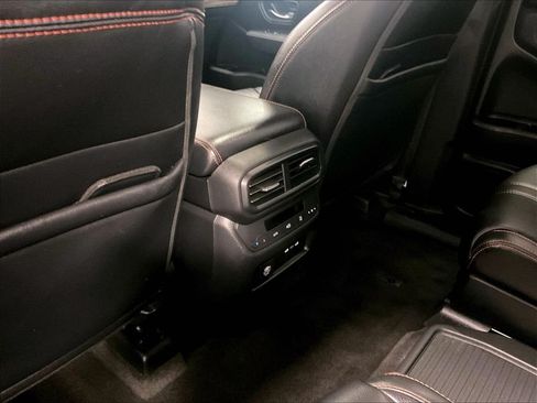 Used 2024 Honda Pilot TrailSport image 29