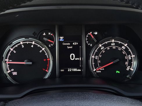 Certified 2024 Toyota 4Runner Limited image 25