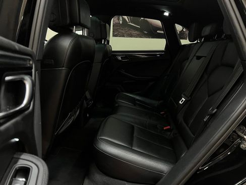 Used 2015 Porsche Macan S AWD/4WD image 18