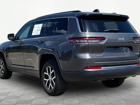 Used 2023 Jeep Grand Cherokee L Limited AWD/4WD image 13