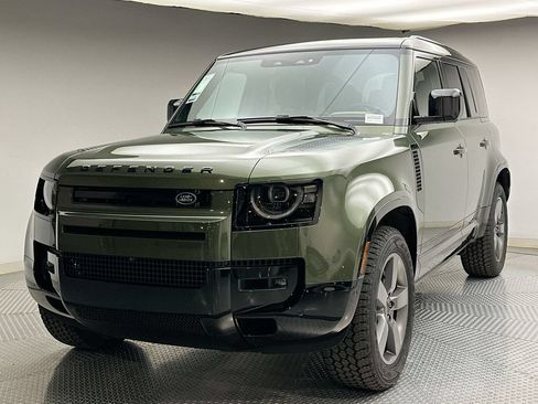 New 2026 Land Rover Defender 110 X-Dynamic SE AWD/4WD image 1