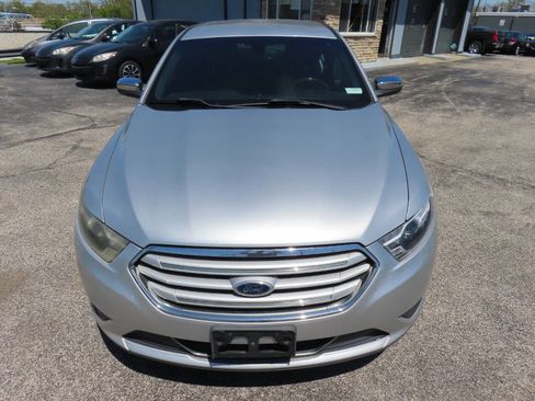 Used 2015 Ford Taurus Limited FWD image 33