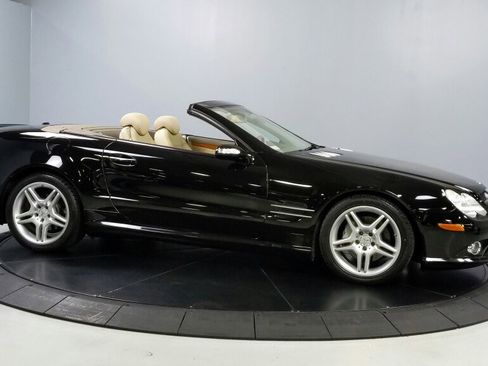 Used 2008 Mercedes-Benz SL 550 image 8
