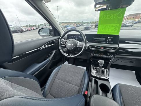 Used 2024 Kia Seltos S AWD/4WD image 15