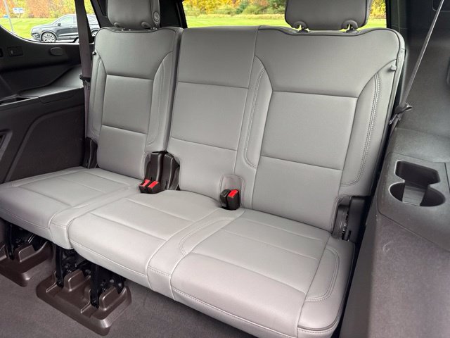Used 2022 GMC Yukon SLT w/ SLT Luxury Package AWD/4WD image 26