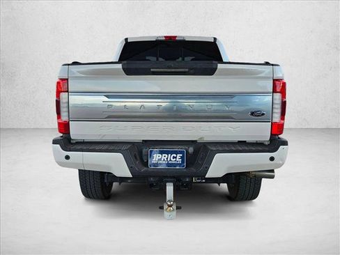 Used 2017 Ford F250 Platinum w/ Platinum Ultimate Package image 6