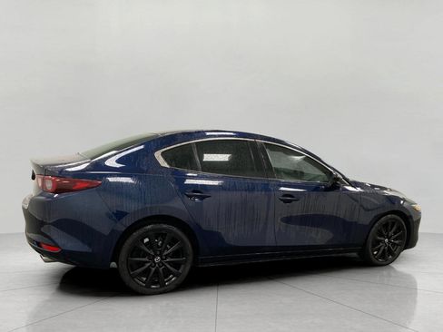 Used 2025 MAZDA MAZDA3 s FWD image 2
