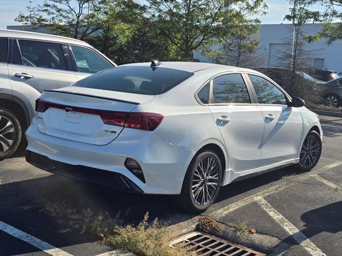 Used 2023 Kia Forte GT-Line w/ GT-Line Premium Package FWD image 7