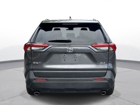 Used 2025 Toyota RAV4 XLE FWD image 7