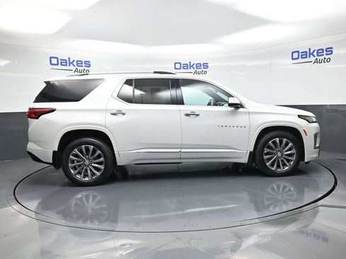 Used 2023 Chevrolet Traverse Premier w/ LPO, Floor Liner Package image 9