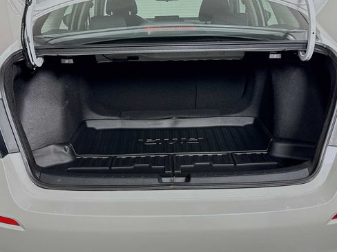 Certified 2024 Honda Civic EX image 29