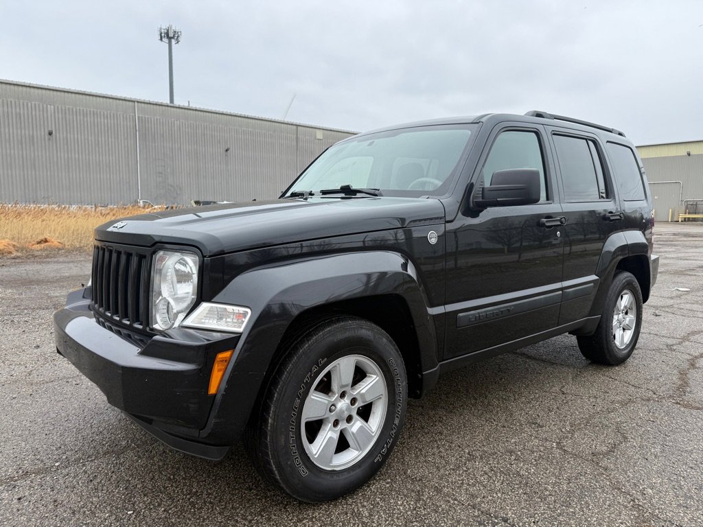 Used 2010 Jeep Liberty Sport w/ Popular Equipment Group AWD/4WD image 1