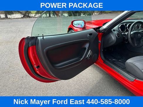 Used 2008 Pontiac Solstice Convertible w/ Convenience Package RWD image 12