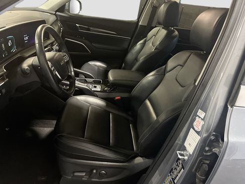 Used 2025 Kia Telluride S AWD/4WD image 19