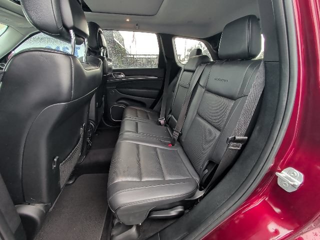 Used 2017 Jeep Grand Cherokee Summit w/ Platinum Series Group AWD/4WD image 12