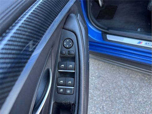 Used 2016 BMW M5 image 24