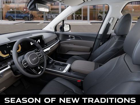 New 2026 Kia Carnival image 17