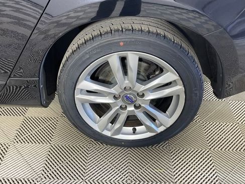 Used 2012 Volvo S60 T5 w/ Climate Pkg FWD image 19