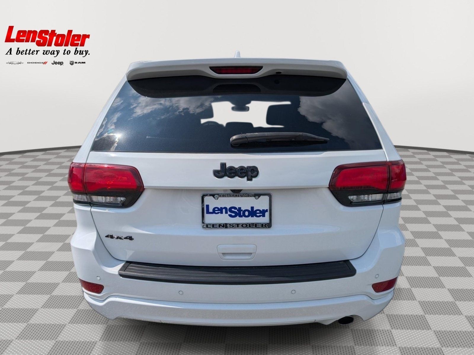 Used 2020 Jeep Grand Cherokee Altitude AWD/4WD image 4
