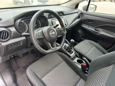 Used 2024 Nissan Versa S FWD image 12