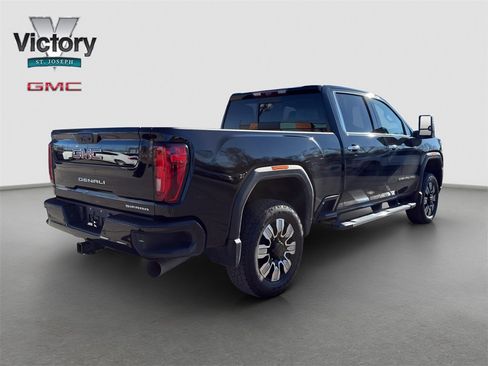 Used 2020 GMC Sierra 2500 Denali w/ Denali Ultimate Package image 13