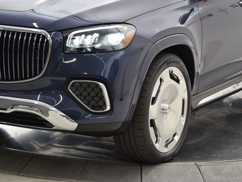 New 2026 Mercedes-Benz Maybach GLS 600 4MATIC image 11