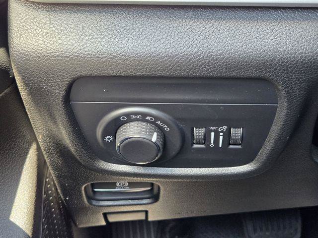 Certified 2024 Jeep Grand Cherokee Laredo X w/ Luxury Tech Group I AWD/4WD image 25