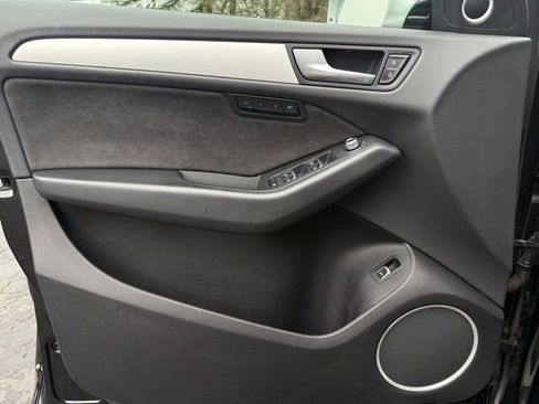 Used 2016 Audi SQ5 Premium Plus w/ Technology Package image 24