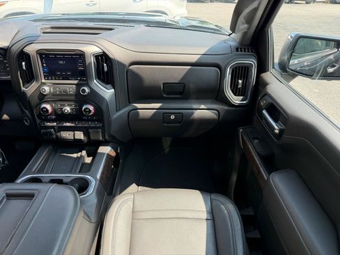 Used 2021 GMC Sierra 1500 Denali w/ Denali Ultimate Package AWD/4WD image 29
