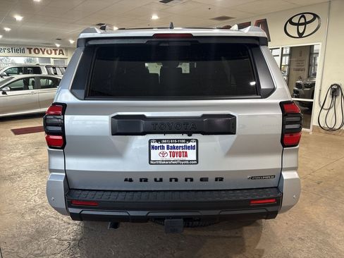 New 2026 Toyota 4Runner TRD Off-Road Premium image 9