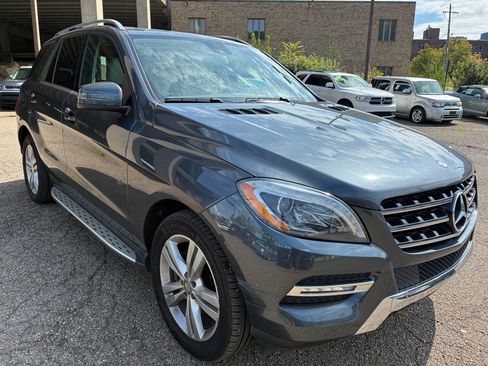 Used 2015 Mercedes-Benz ML 250 BlueTEC 4MATIC w/ Premium 1 Package image 5