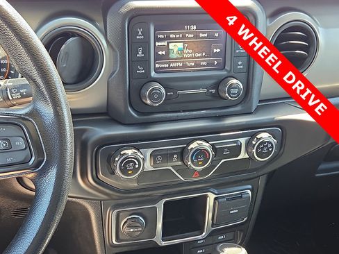 Used 2021 Jeep Wrangler Unlimited Sport AWD/4WD image 16