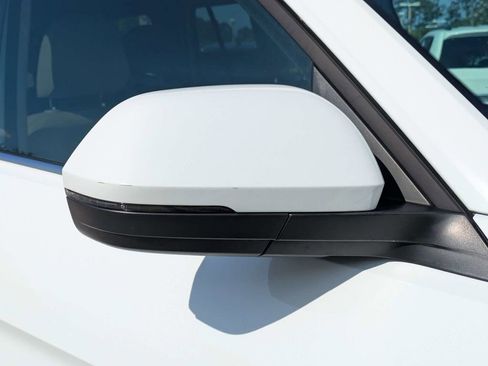 Used 2019 Volkswagen Atlas SE FWD image 12