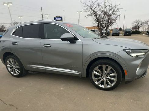 Certified 2023 Buick Envision Avenir image 9