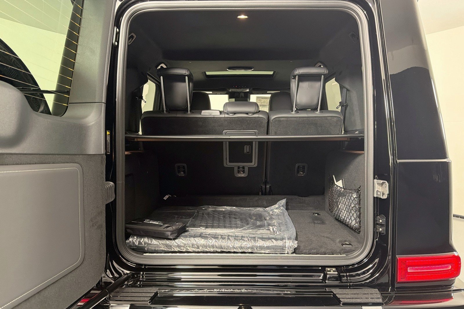 New 2027 Mercedes-Benz G 580 e image 22