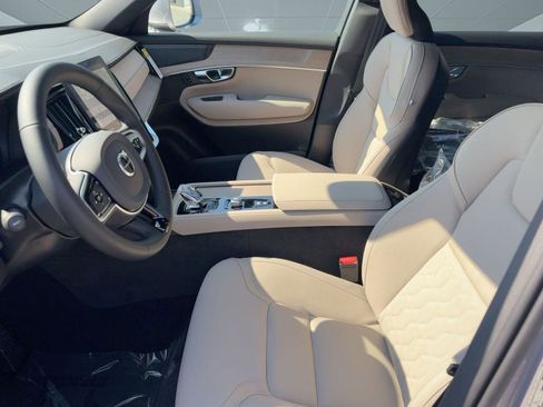 New 2026 Volvo XC90 B6 Plus w/ Protection Package image 5