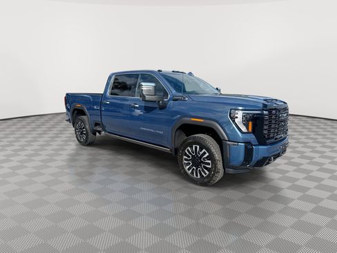 New 2026 GMC Sierra 2500 Denali Ultimate AWD/4WD image 2
