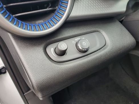 Certified 2024 Chevrolet Trax LS w/ Driver Confidence Package image 20